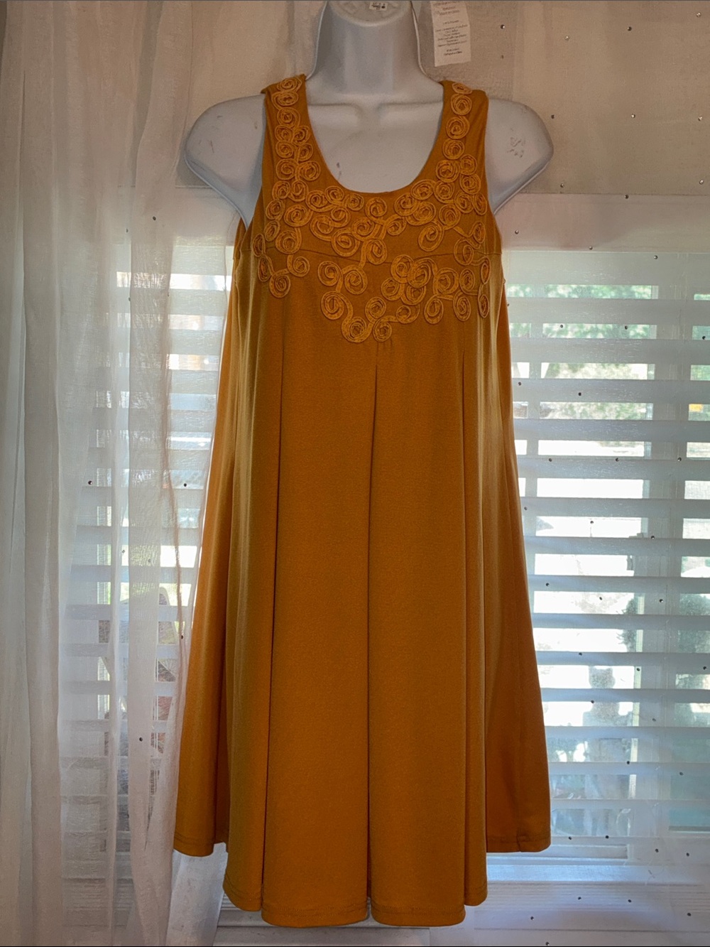 Loalde Woman’s Amber Yellow Embroidered Yoke Swing Sleeveless Dress, Size: XS/S
